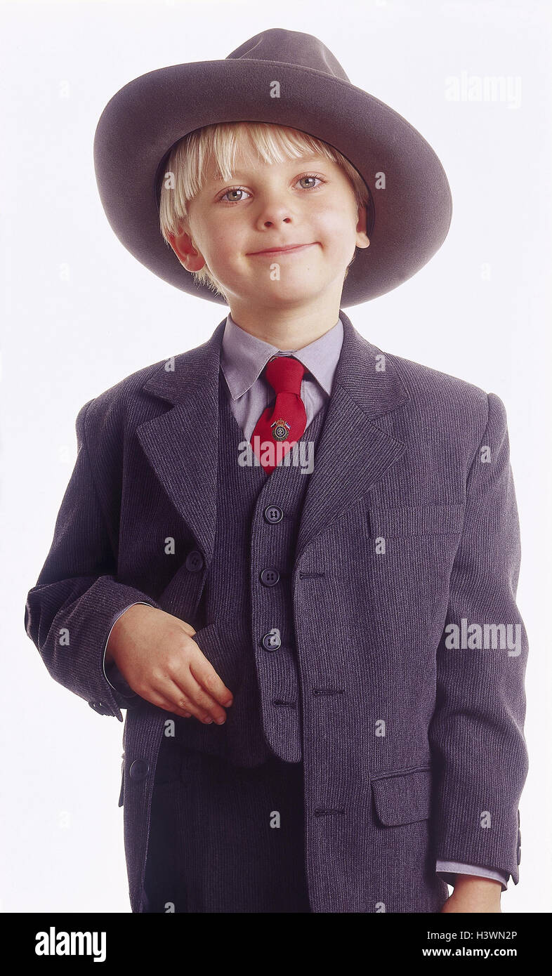 Garçon, sourire blonde, costume, cravate, soins de santé, la moitié  Portrait, Enfants, enfant, occupation, plans de carrière, doublure, adulte,  homme, homme, mafia, mafieux, studio, cut out, près de Photo Stock - Alamy