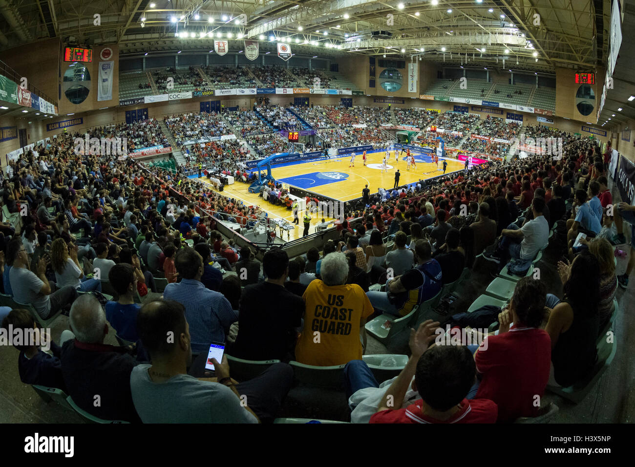 Murcia, Espagne. Le 12 octobre, 2016. Eurocup de basket-ball match entre Murcie Ucam CB vs Buducnost Voli . Credit : ABEL F. ROS/Alamy Live News Banque D'Images