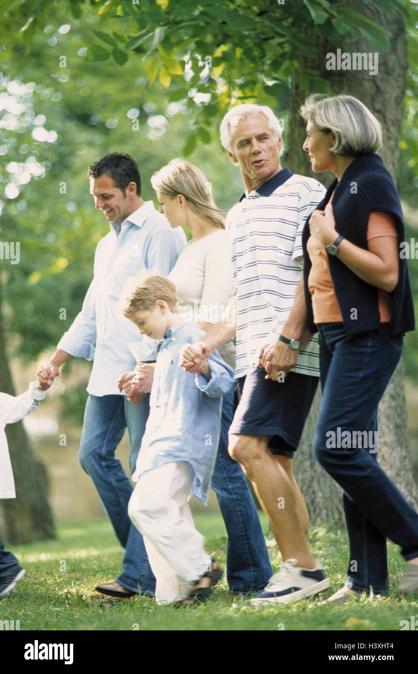 Pré Enfants Parents Grands Parents Les Mains Tiennent à - 