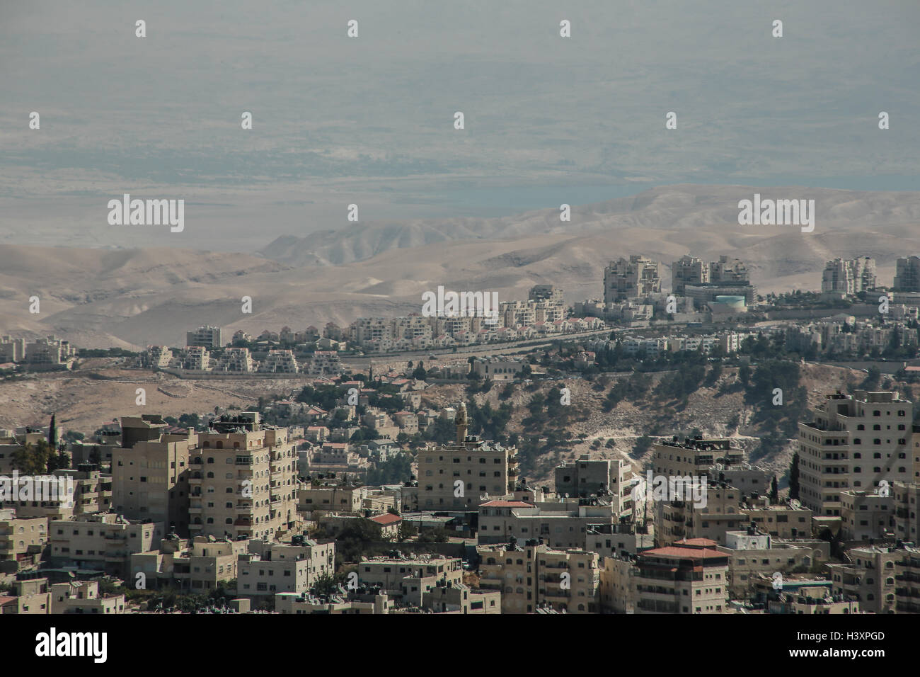 Une vue sur Jérusalem-Est avec la mer au loin. À partir d'une série de photos commandées par ONG britannique, LA CARTE Banque D'Images