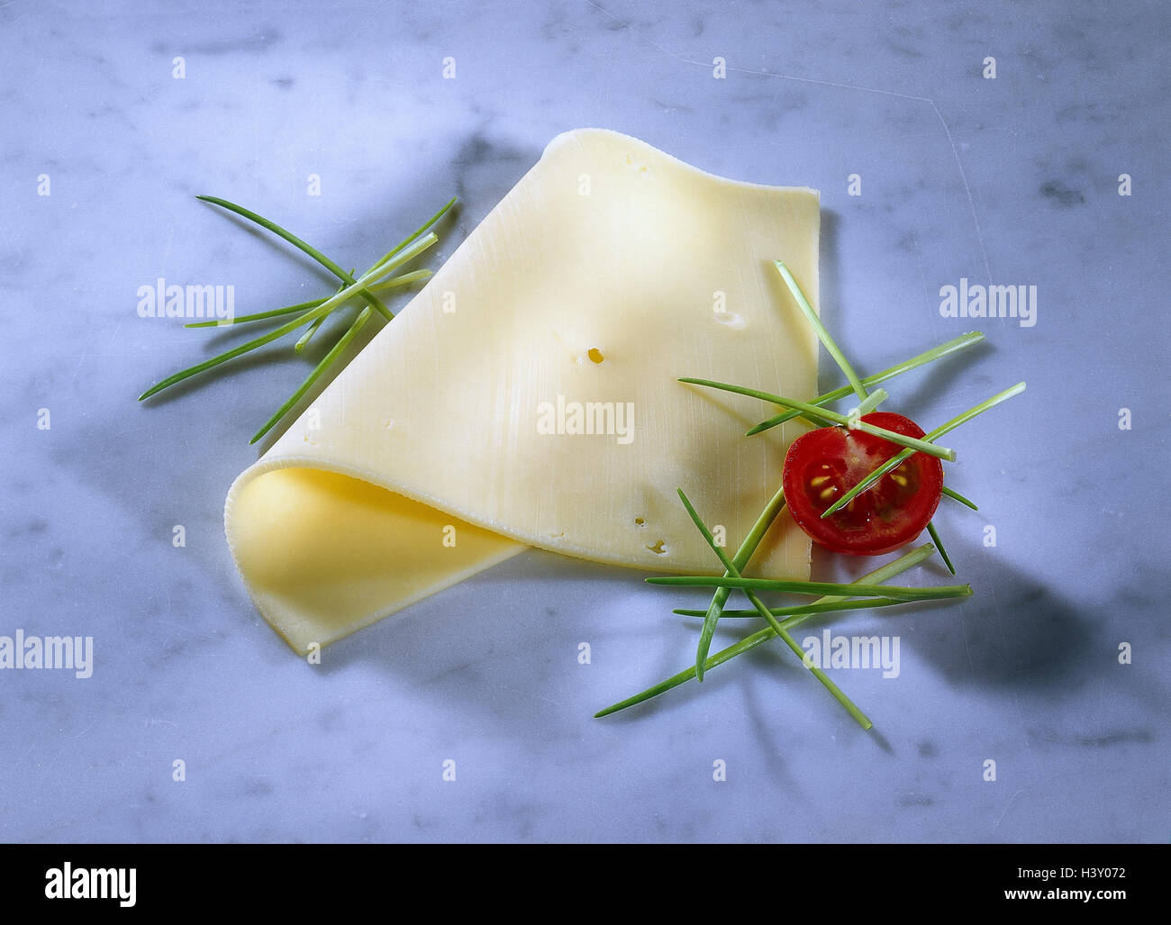 Tilsit Tranche De Fromage Tranches De Fromage Produit Lactee Nature Morte Photographie De Produits Photo Stock Alamy