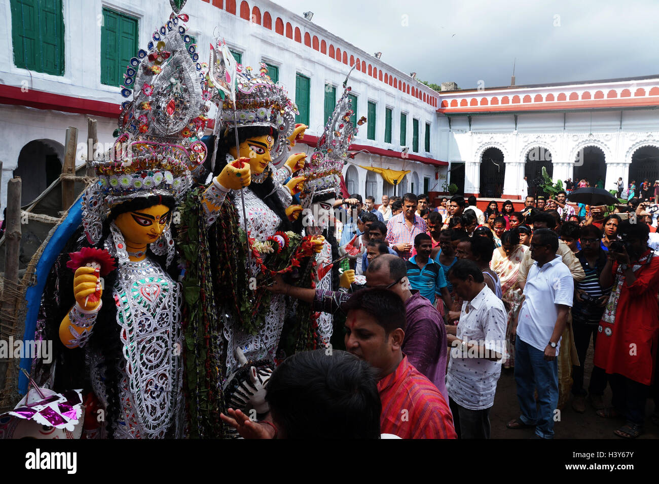 Rajbari Shobhabazar Bishorjon 2016 Cérémonie Puja Durga Banque D'Images