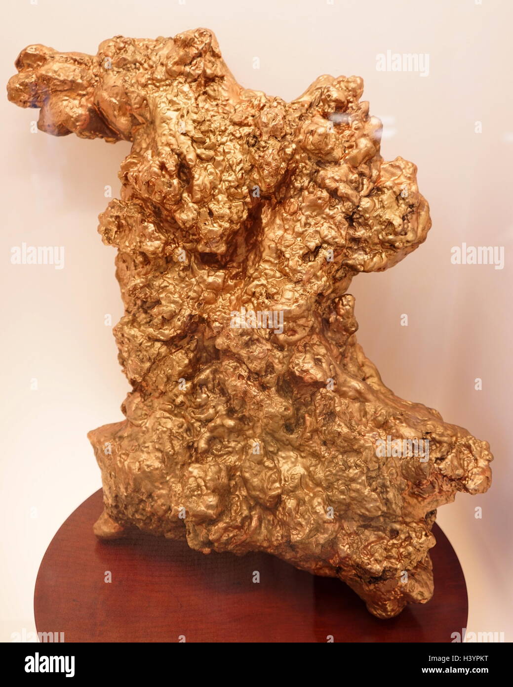 Le plus grand modèle de Golden Nugget trouvés en Australie. En date du 20e siècle Banque D'Images