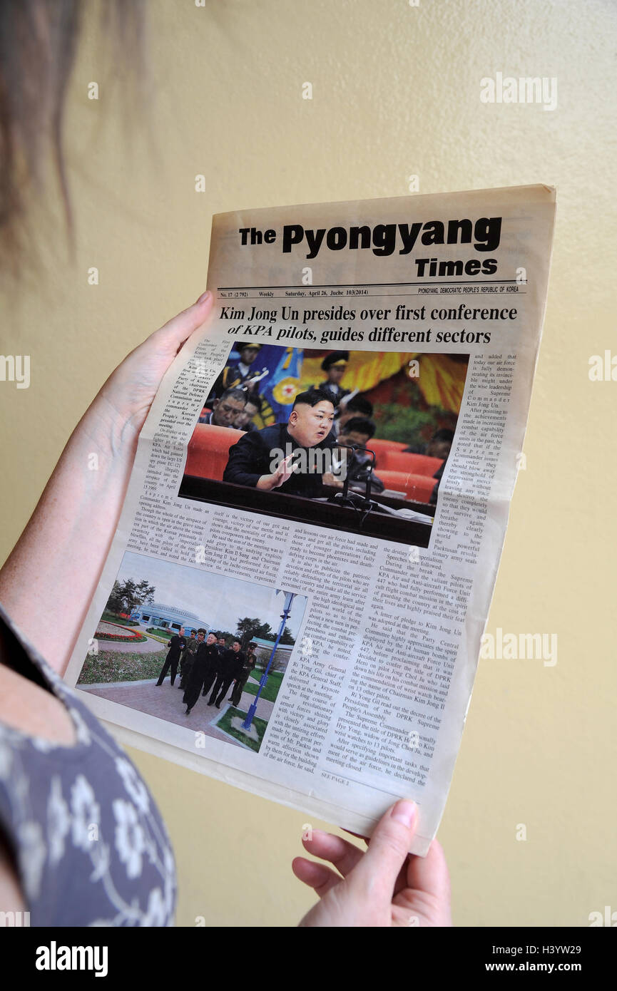 Le journal The Times de Pyongyang, en Corée du Nord Banque D'Images Le journal The Times de Pyongyang, en Corée du Nord Banque D'Images