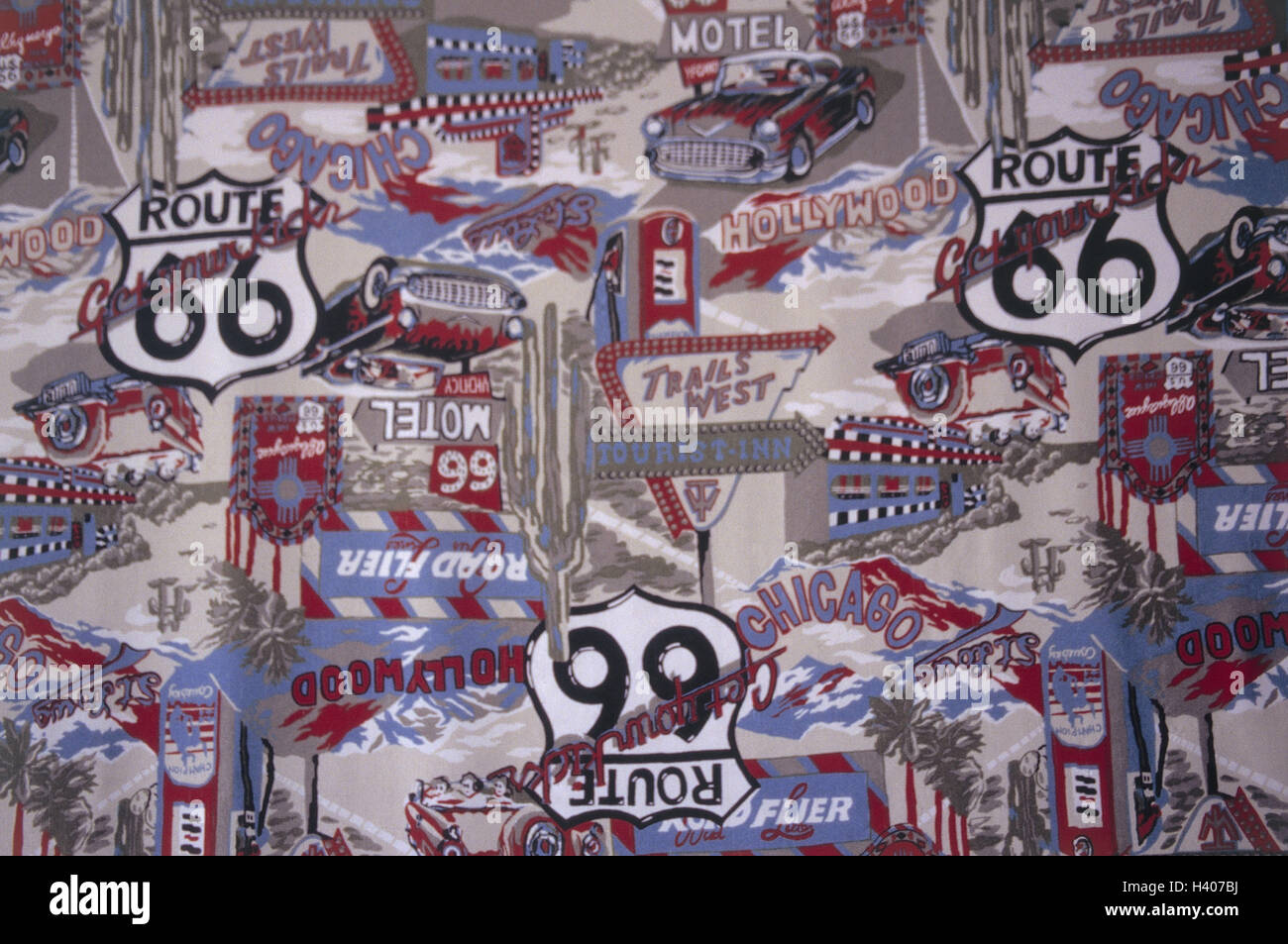 Les USA, Arizona, route 66, Hanksville, souvenirs, vêtements, détail, d'AVC, de motifs route 66, détail, nord, rue, route, circulation, facilité de connexion est ouest, route, légendaire, historiquement, les affaires, chargement, boutique, boutiques de souvenirs, souvenirs, vente Banque D'Images