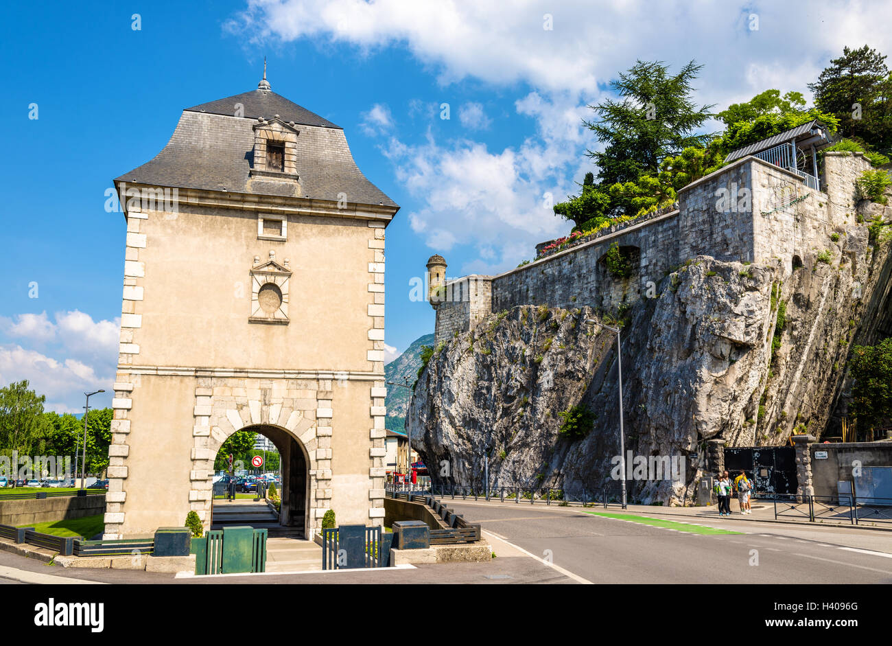 Porte de France et du Jardin des Dauphins à Grenoble, France Banque D'Images