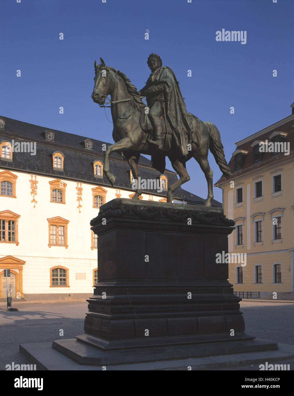 Allemagne, Thuringe, Weimar, chambre princes, Carl August monument, l'Europe, "la démocratie", le prince's space, arrêt sur image, statue équestre, Grand-duc, sculpteur Adolf von Donndorf, monument, monument, monument, de la culture, de l'endroit d'intérêt, à l'extérieur Banque D'Images