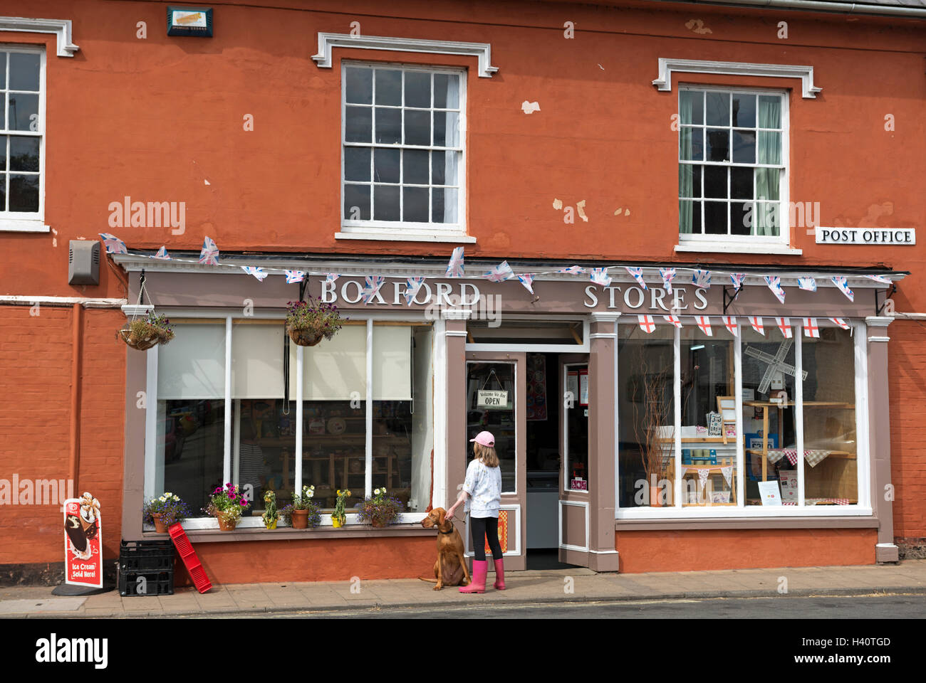 Les magasins, la plus ancienne Boxford Shop au Royaume-Uni, Suffolk, Angleterre. Banque D'Images