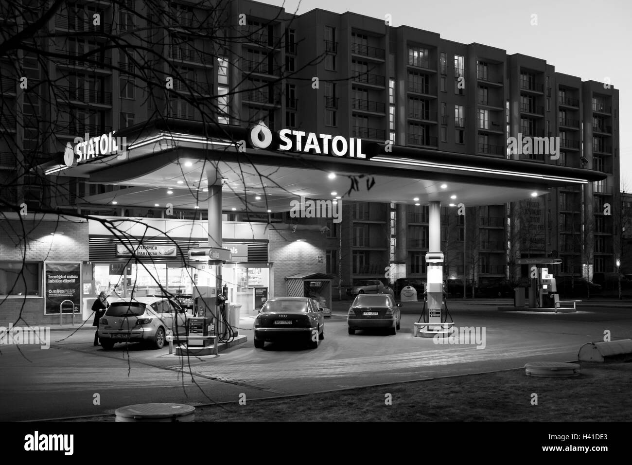 RIGA LETTONIE - 03-01-2015 : GAS STATION Banque D'Images