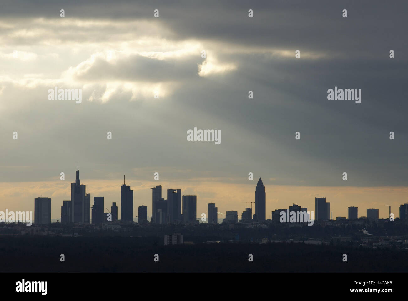 Allemagne, Hesse, Francfort sur le Main, Skyline, coucher de soleil, Banque D'Images