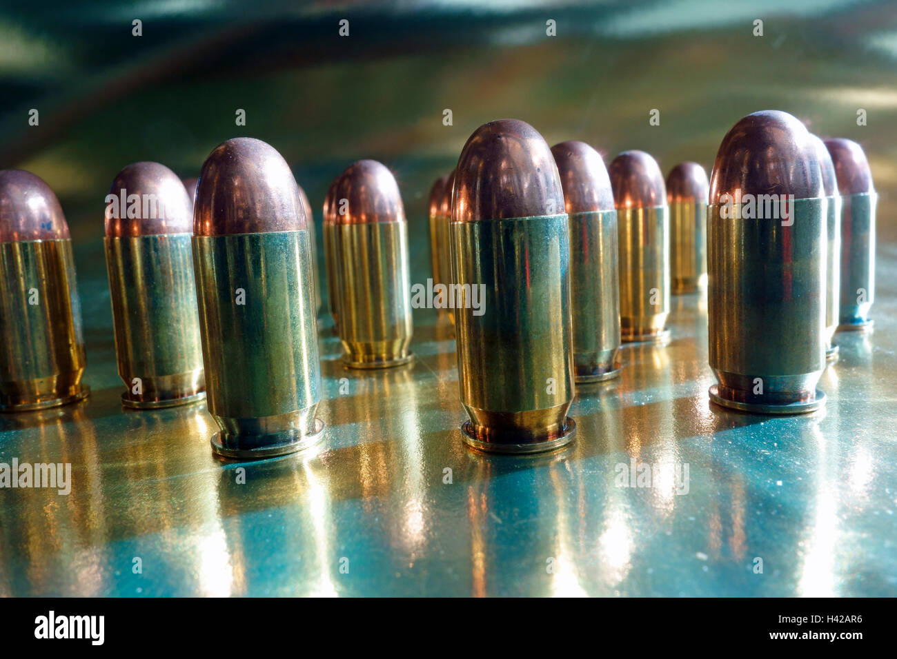 Colt .45 ACP pistolet automatique automatique des balles d'armes de poing Banque D'Images
