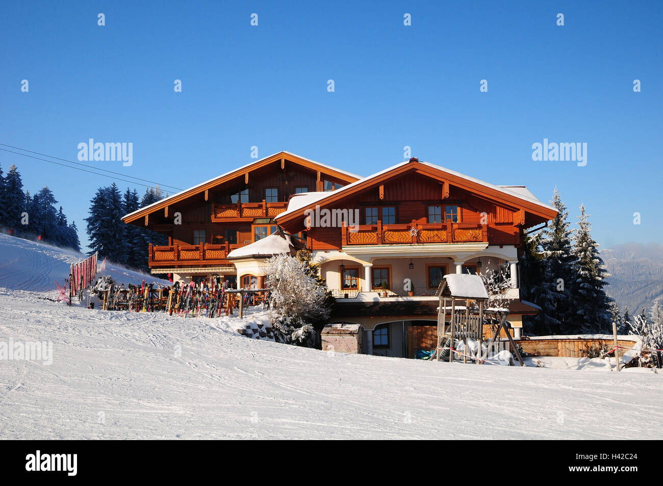 L'Autriche, Pays de Salzbourg, Flachau, piste de ski, chalet de ski, Banque D'Images