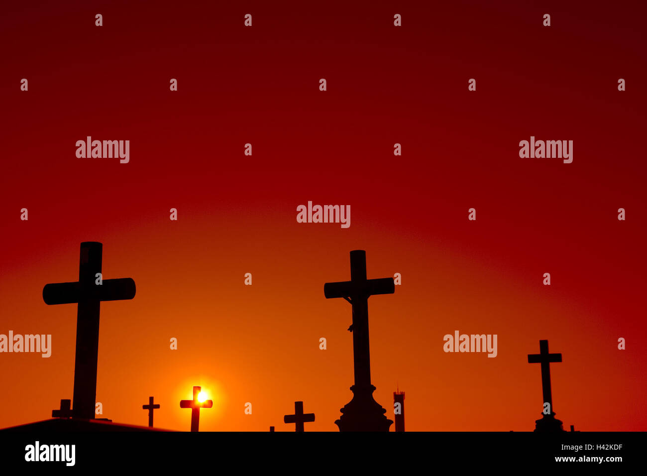 Cimetière, tombeau des croix, silhouette, d'incandescence, Sundown, [M], Banque D'Images