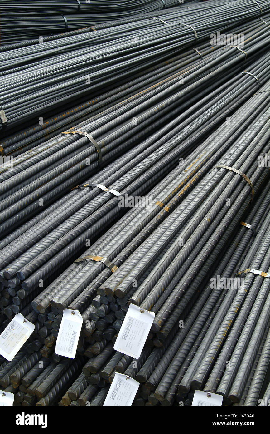 La Ferronnerie Le Stockage L Acier D Armature Emmitoufles Detail L Industrie L Economie L Industrie De L Acier Industrie Des Metaux Traitement Des Metaux L Industrie Siderurgique Severe L Usine Metallurgique Traitement De L Acier Acier