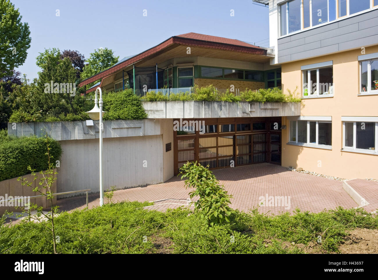 Allemagne, Bade-Wurtemberg, Wolfschlugen, maternelles, 'patzenhaus Ischlerstraße', 16, vue de la zone scolaire, Banque D'Images