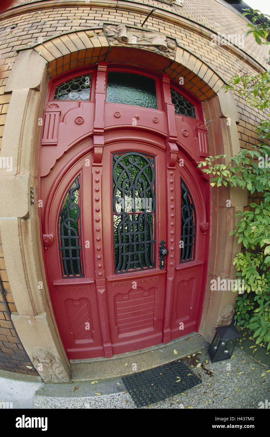 Entrée privée, porte en bois, grand angle, enregistrement, maison, édifice, de la brasserie du commerce, bow porte, porte, porte d'entrée,, rouge, art nouveau, fausse, grand angle, à l'extérieur, déserte, Banque D'Images