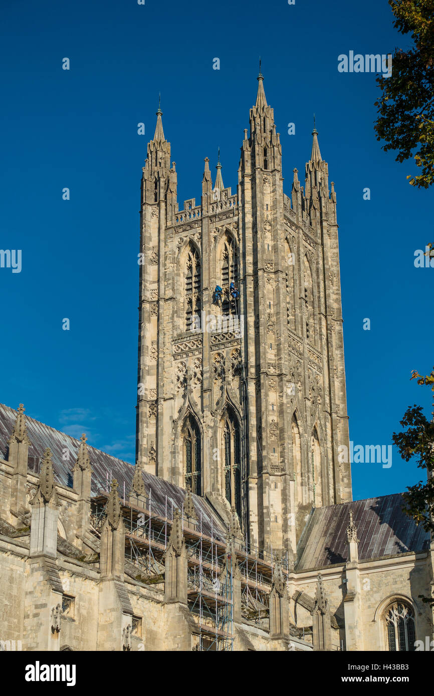 La Cathédrale de Canterbury Bell Tower Harry avec Abseilers Travailler Banque D'Images