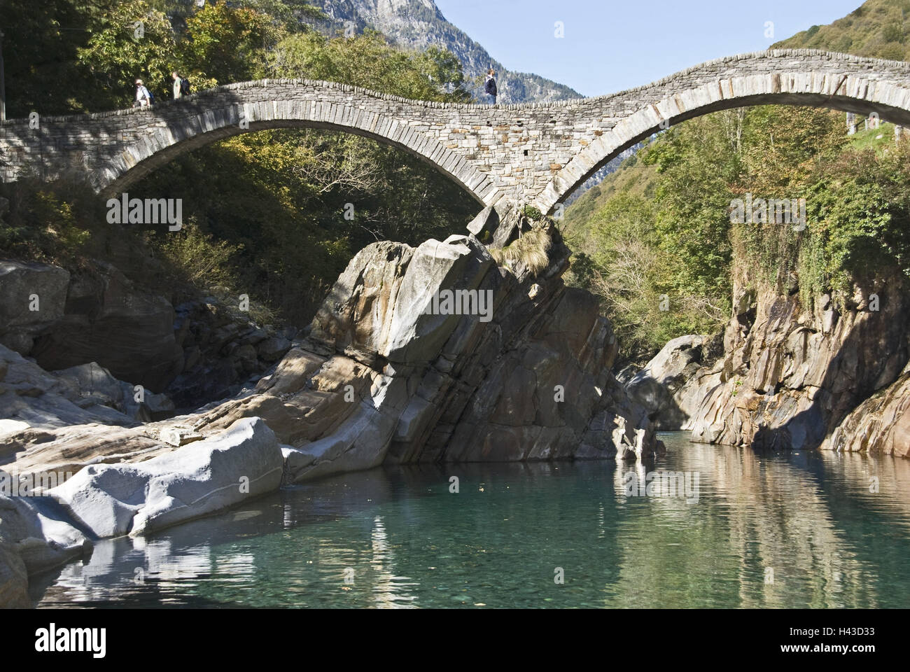 Suisse, Tessin, vallée de Verzasca, rivière Verzasca, pierres, Lavertezzo, Ponte les culbutes, pont, Moyen-Âge, Banque D'Images