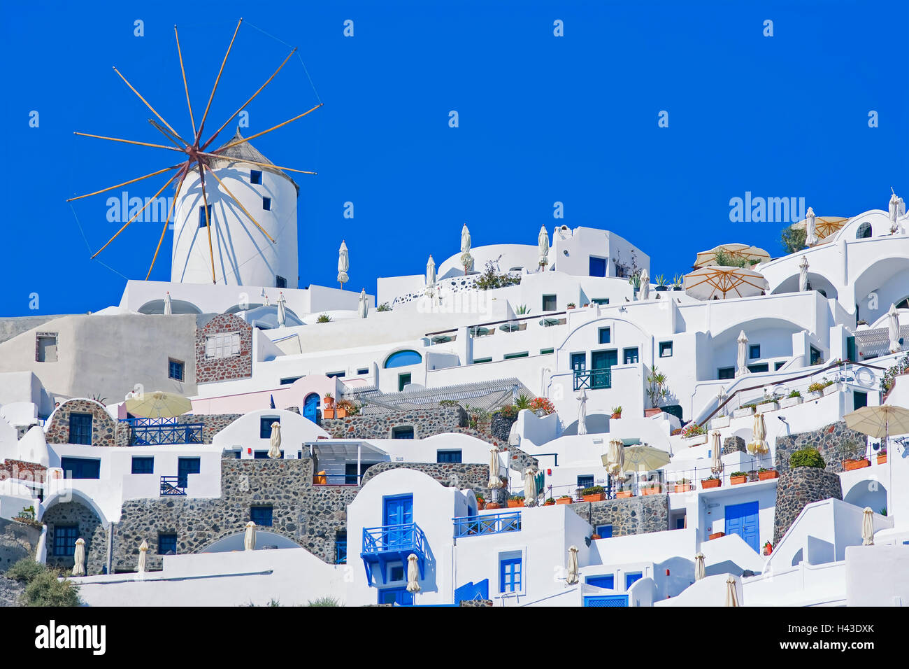Village blanc, village d'Oia, Oia, Santorini, Cyclades, Grèce Banque D'Images