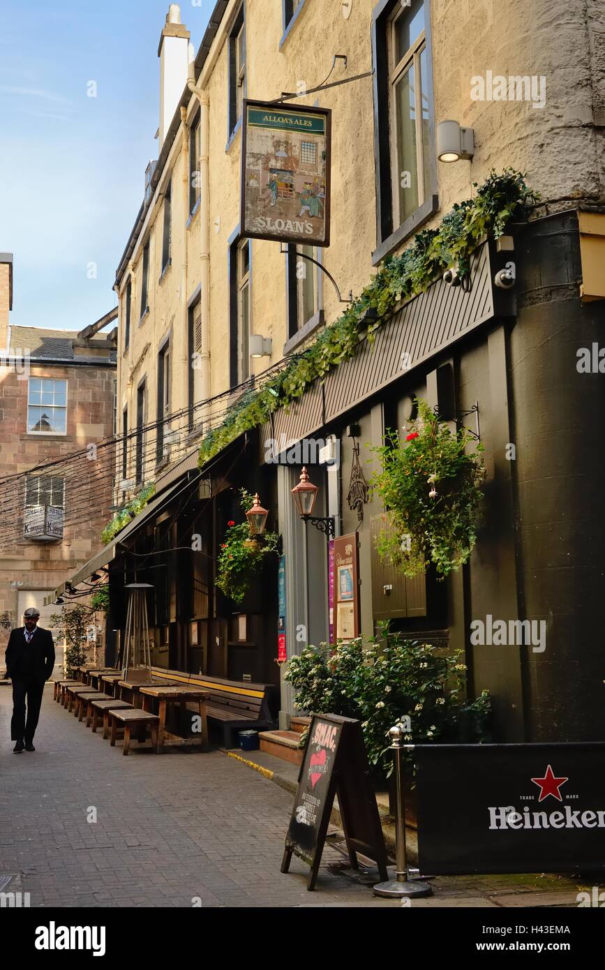 Coin salon extérieur à l'arrière de Sloans pub dans la rue Buchanan Street, Glasgow, Scotland, UK Banque D'Images