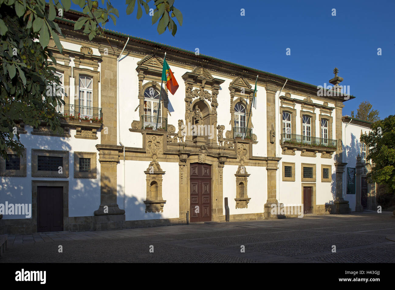 Nordportugal, Guimares, vieille ville, l'hôtel de ville, cloître, Santa Clara Banque D'Images