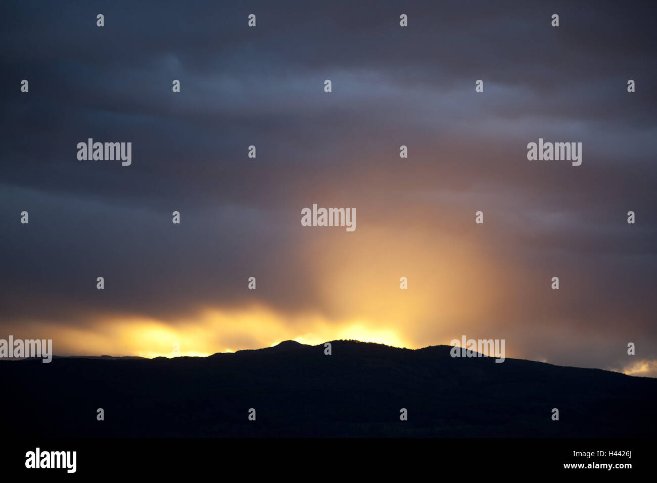 L'Argentine, Ushuaia, Fin del Mundo, montagnes, le coucher du soleil, Banque D'Images