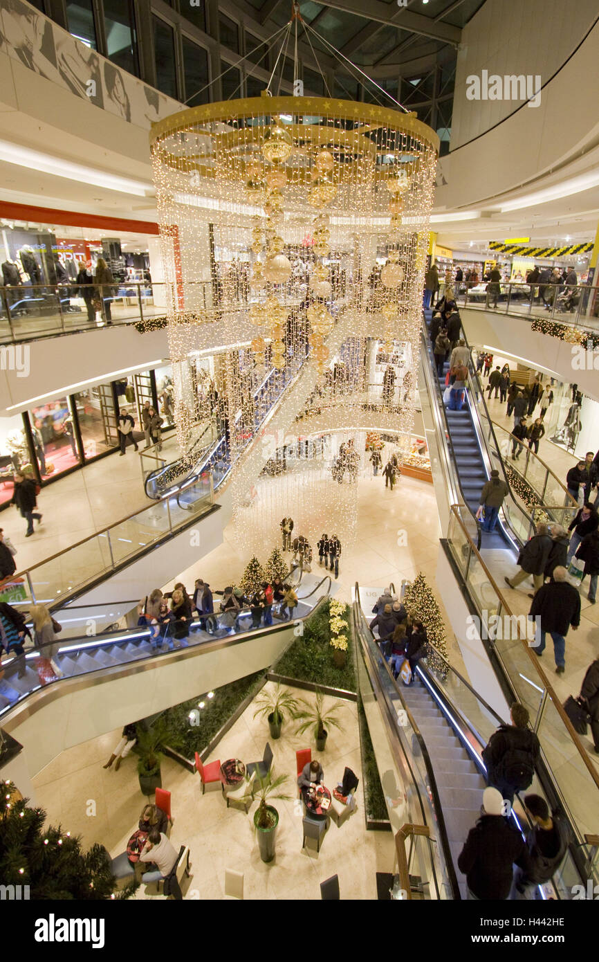 Centre Commercial, à l'intérieur, les clients, le modèle ne libération, l'achat de passage, centre commercial, boutiques, escalators, consommation, décoration, Saint Valentin, Noël, shopping, shopping, personne, Banque D'Images