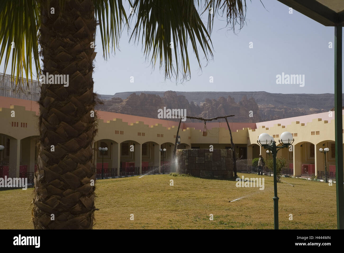 L'Arabie saoudite, Al-Ula, l'hôtel 'Al Ula', cour intérieure, bien, hotel, hôtel, un pré, installation, Décoration et ornement, bien plus, l'irrigation du gazon, hôtel pour affaires, la place de l'intérêt, destination, tourisme, Banque D'Images