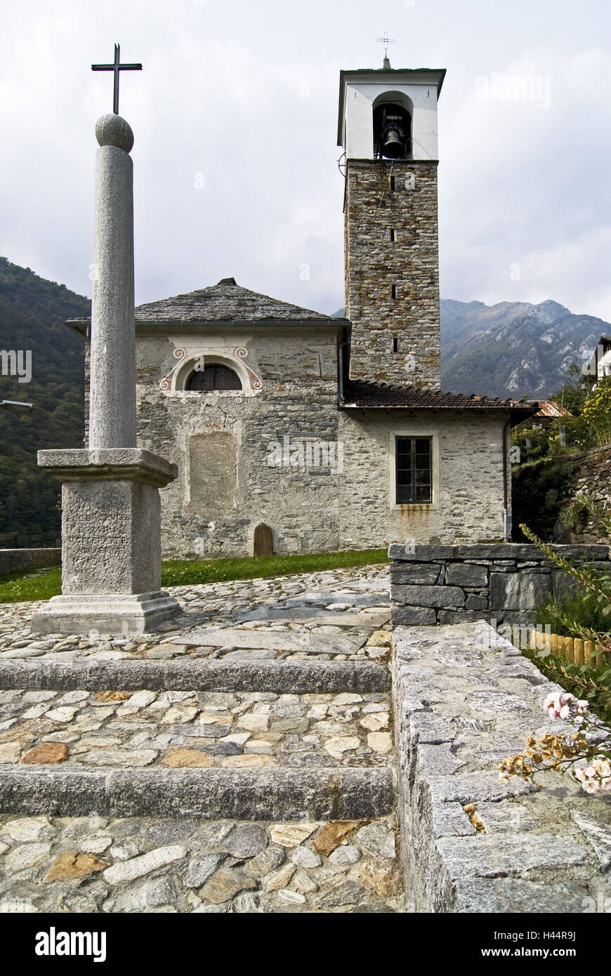 Suisse, Tessin, vallée de Verzasca, San Bartolomeo, cimetière, église, Banque D'Images