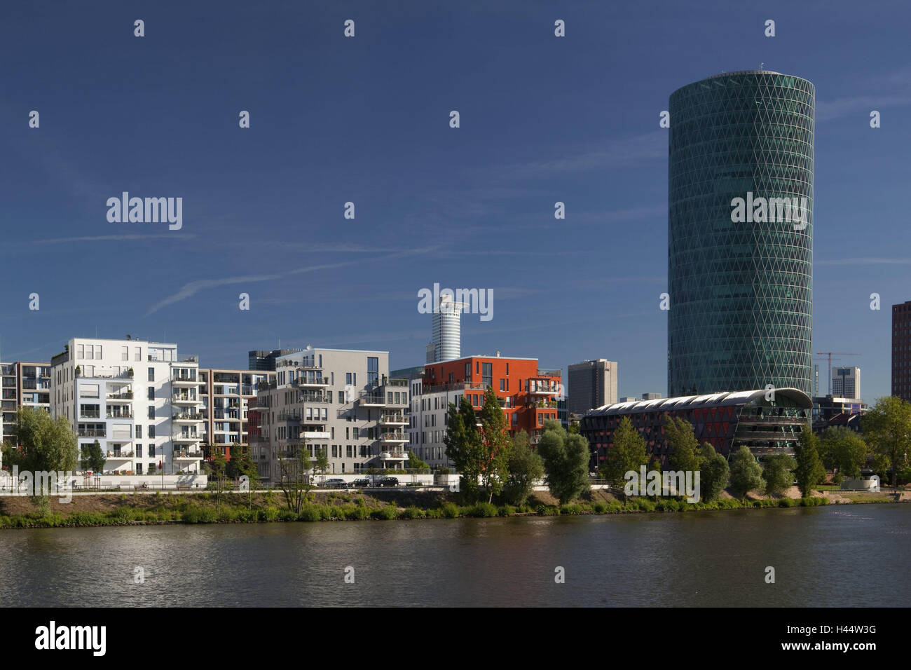 Allemagne, Hesse, Francfort sur le Main, Port Ouest, la tour du port de l'ouest, ville, architecture, rivière, le principal, des tours, Tour, port, tour, vue sur ville, immeuble, Banque D'Images