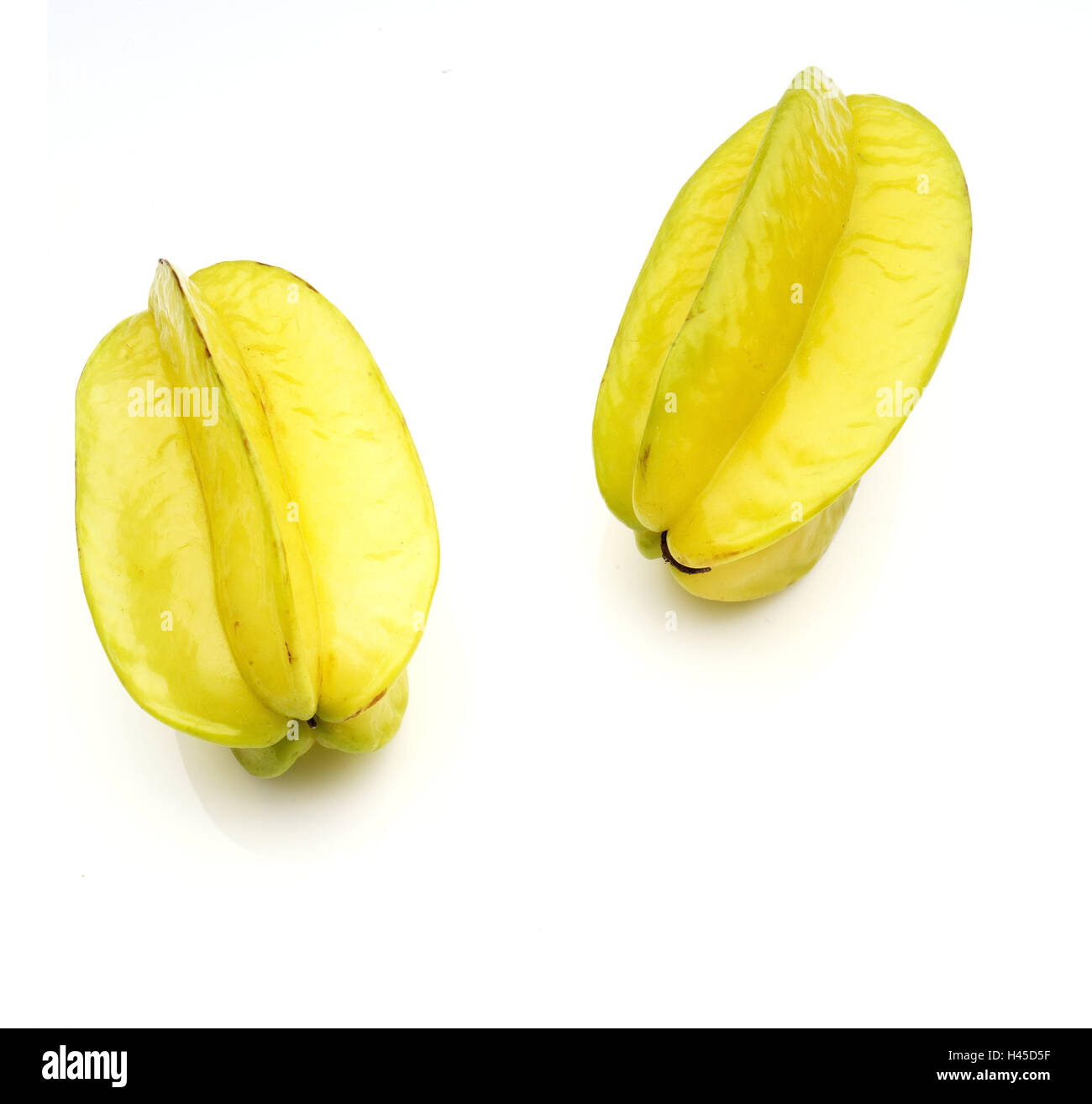 Stern, fruits Averrhoa carambola, complètement, deux, studio, photographie de produits, cut out, Stern, fruits, fruits exotiques, tropicaux, jaune, acidly, Banque D'Images