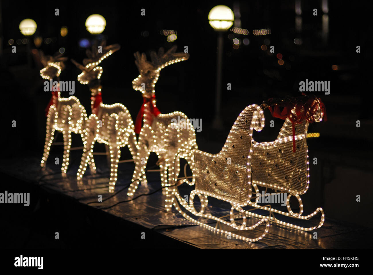 Traîneaux de rennes, lumière, nuit, flexibles Banque D'Images