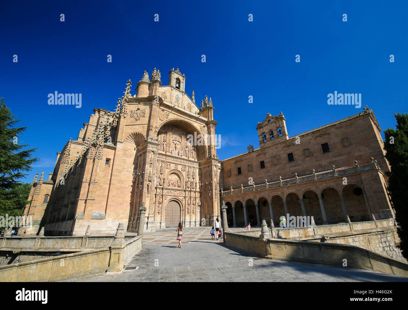 Le Convento de San Esteban est un monastère dominicain situé dans la Plaza del Concilio de Trento dans la ville de Salamanque, Spai Banque D'Images