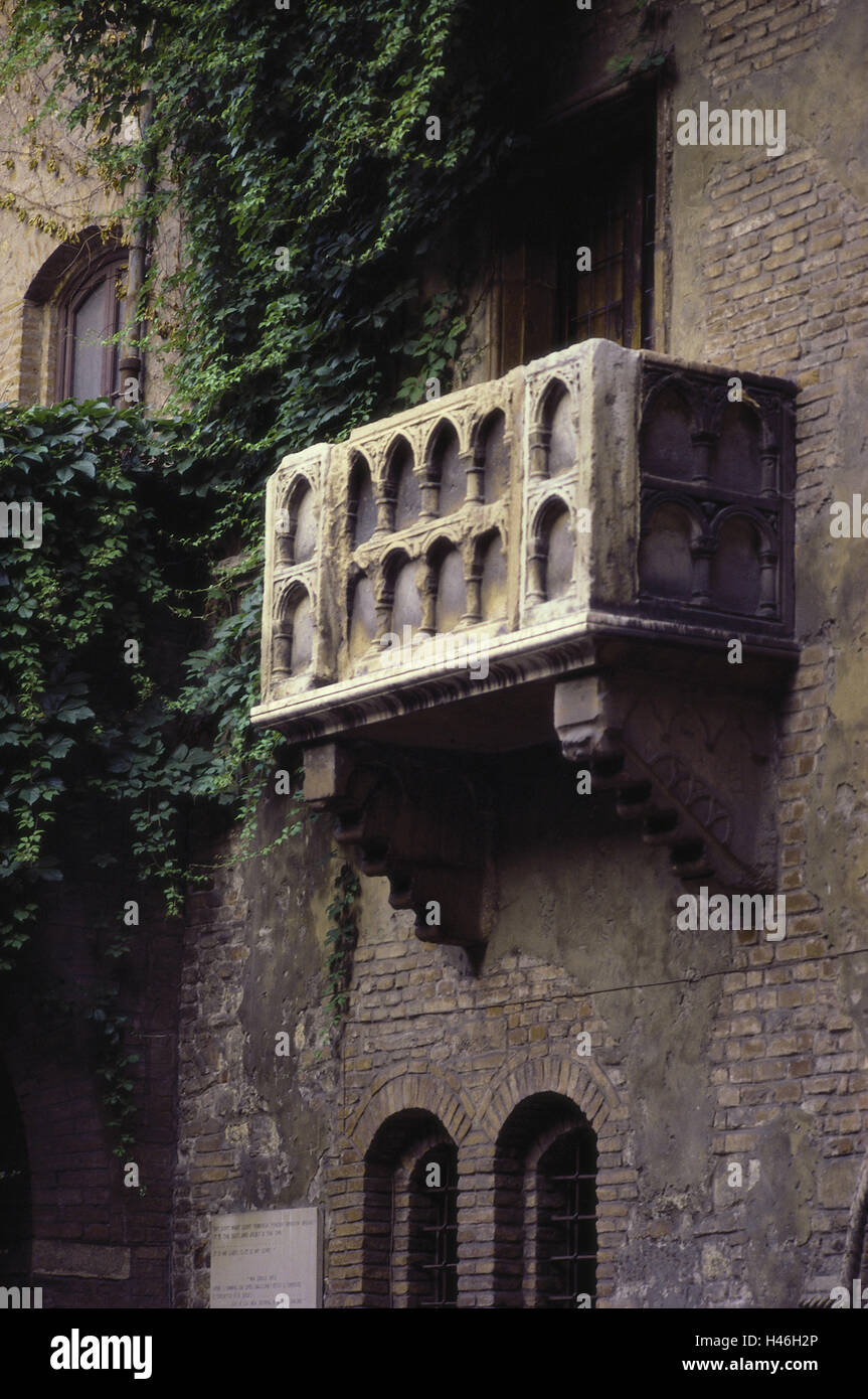 L'Italie, Vérone, Tu Casa Giulietta, balcon, façade, maison, couverts, Banque D'Images