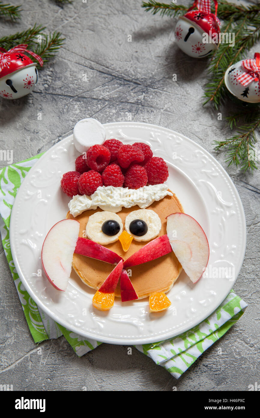 Déjeuner de Noël crêpes Owl Banque D'Images