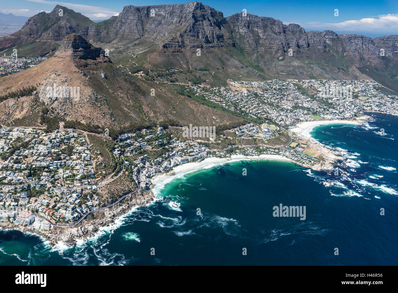 Vue aérienne, plage de Clifton et Camps Bay, Cape Town, Western Cape, Afrique du Sud, l'Afrique Banque D'Images