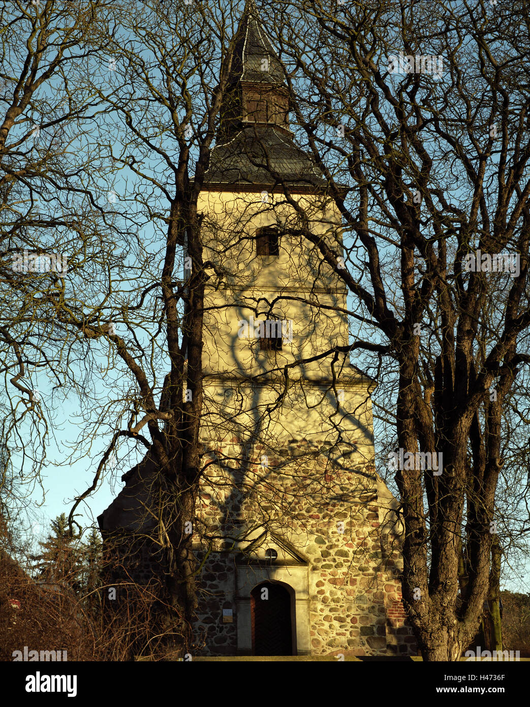 Vieille église du village de Benz, Usedom, coucher du soleil, Banque D'Images