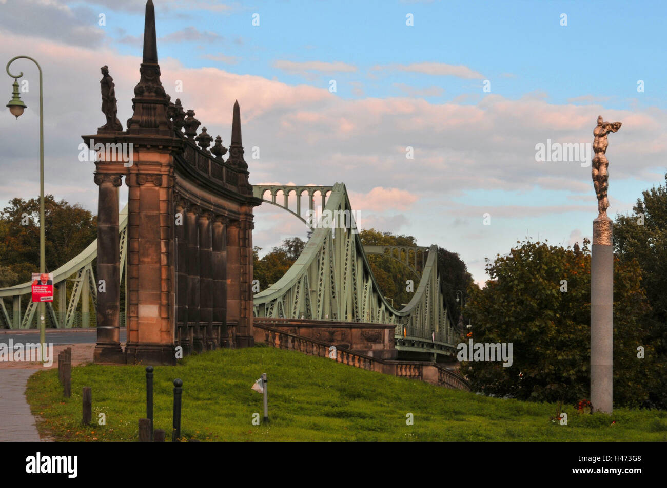 Glienicker bridge, la rue Berlin, Berlin suburb, Potsdam, Brandebourg, Allemagne, Banque D'Images