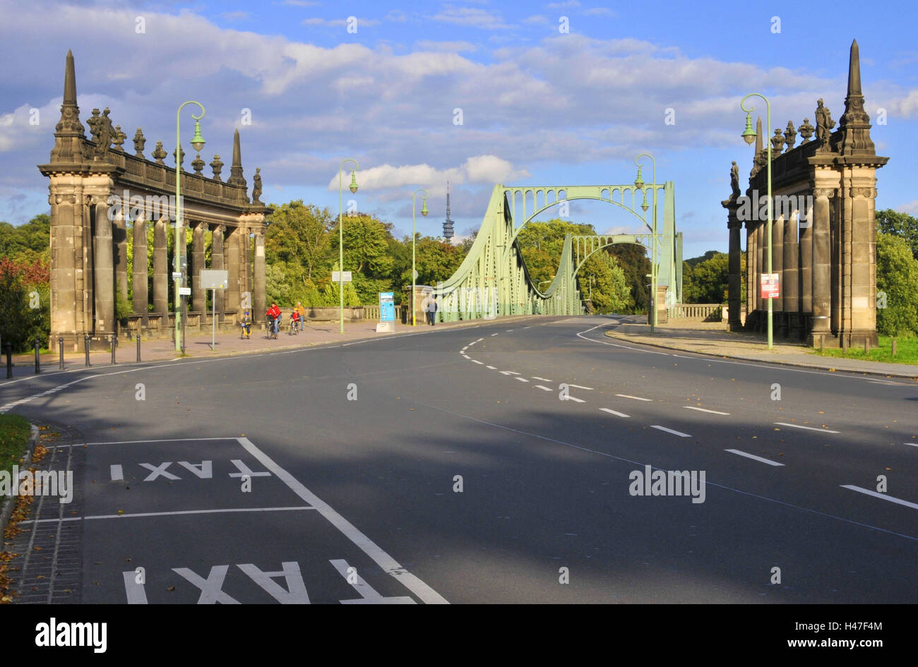 Glienicker bridge, la rue Berlin, Berlin suburb, Potsdam, Brandebourg, Allemagne, Banque D'Images