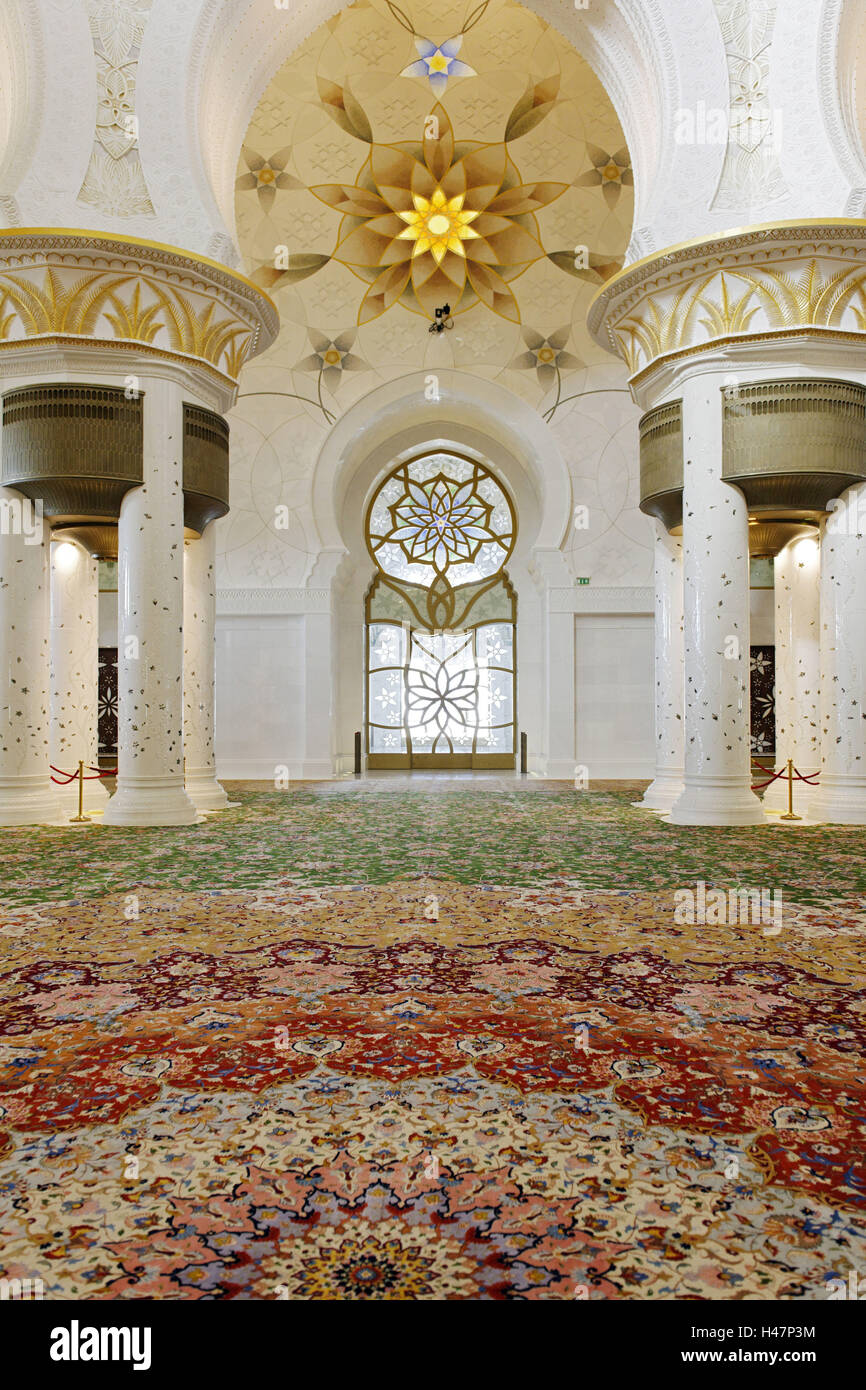 Mosaïque Mosaïque, cour intérieure, Cheikh Zayed Bin Sultan Al Nahyan Mosquée, troisième plus grande mosquée du monde, Al Maqtaa Émirat, Abu Dhabi, Émirats arabes unis, Banque D'Images