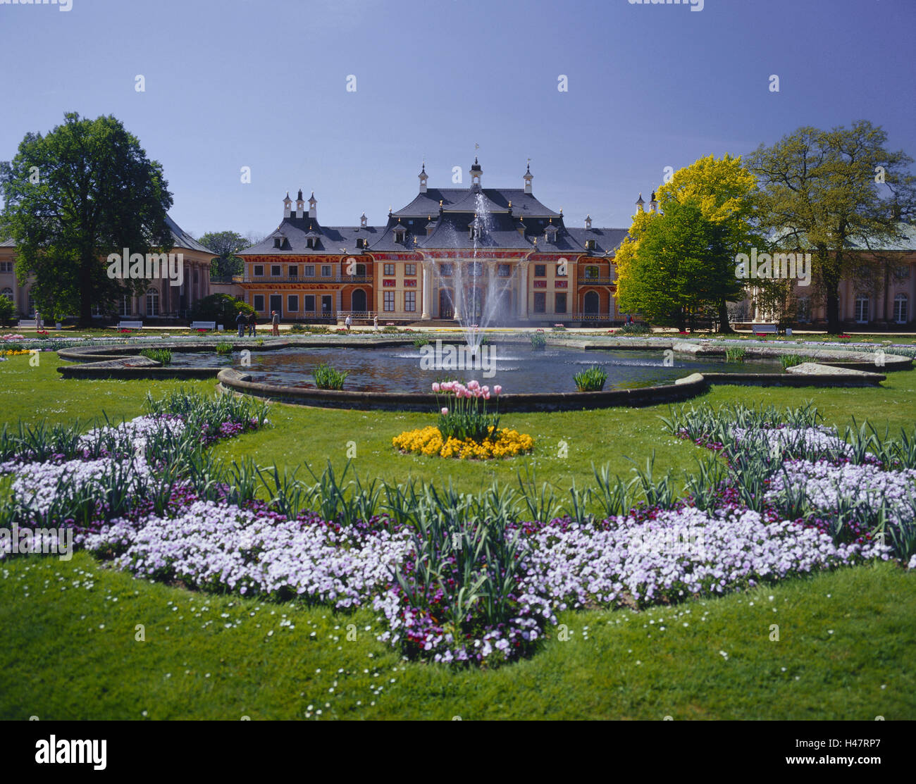 Allemagne, Saxe, Dresde, le château de Pillnitz, mountain palace, parc, l'été, Silberstrasse, résidence, résidence d'été, d'un bâtiment, d'architecture, parc, parc du château, jardin baroque, bien, fontaine, point d'intérêt, destination, tourisme, Banque D'Images