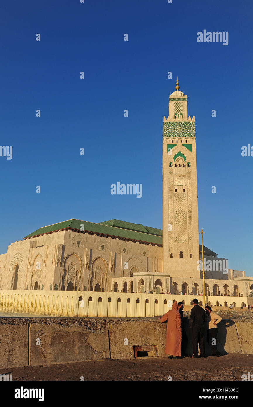 Vue sur la Grande Mosquée Hassan II de Casablanca, la vue la plus impressionnante, au coucher du soleil Banque D'Images