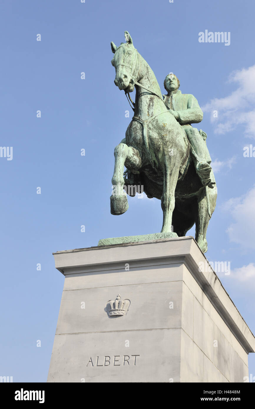 Statue of king albert i of belgium Banque de photographies et d’images ...