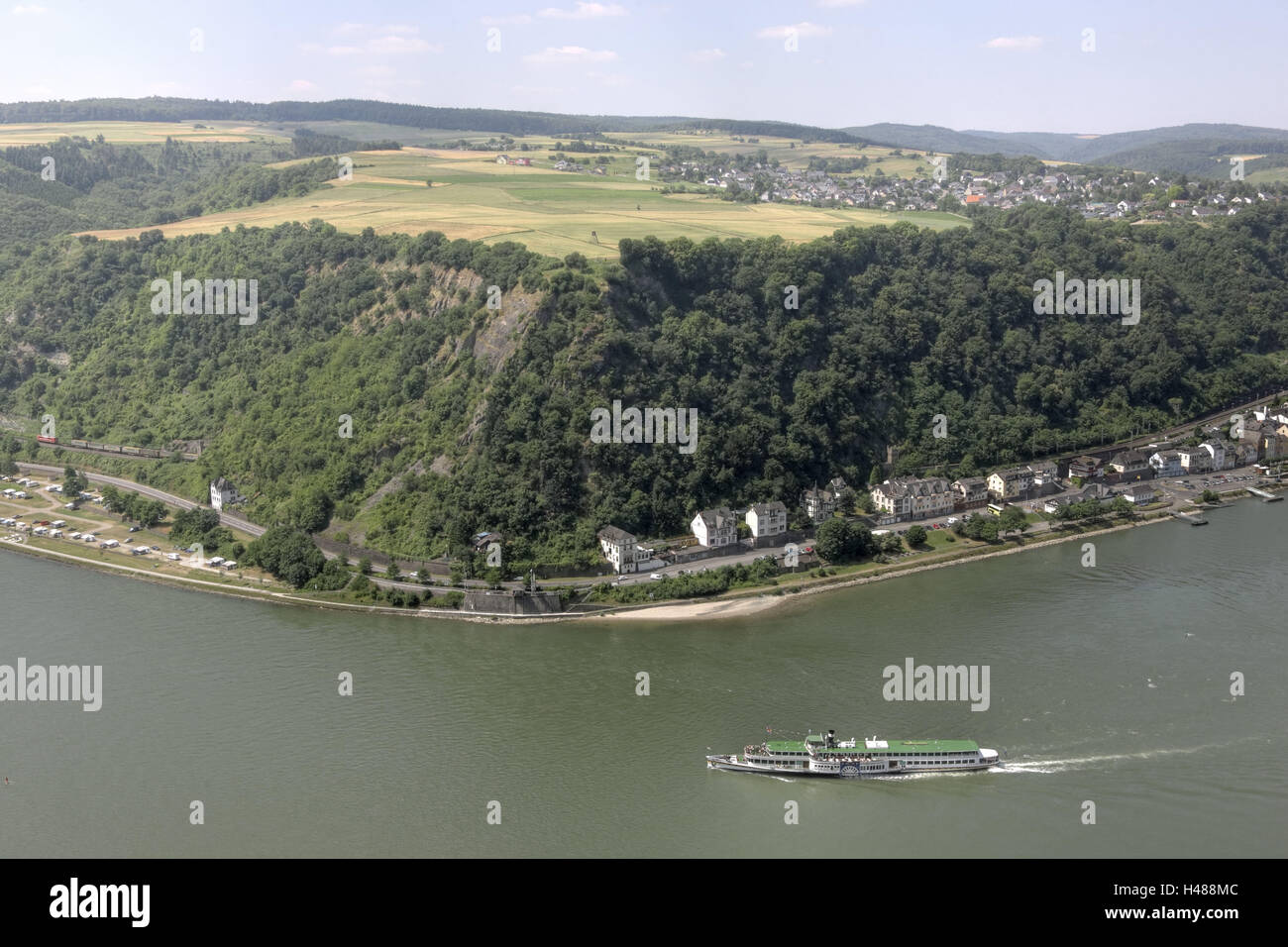 Allemagne, Rhénanie-Palatinat, St Goarshausen, le Rhin, navire, port, Banque D'Images