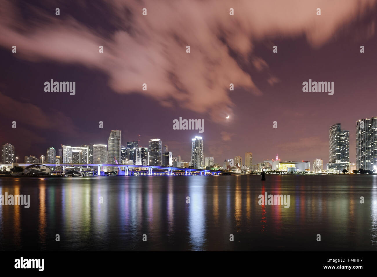 Horizon de Miami Downtown Miami, Port, rue Bridge, nuit, en Floride, USA, Banque D'Images