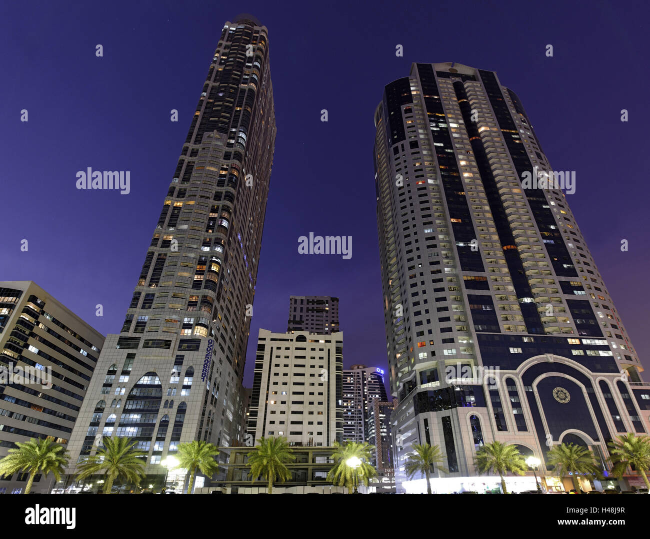 50 étages tour de blocs dans le quatrième "Al Qasba','Emirat Sharjah, Émirats arabes unis, péninsule arabique, le Moyen-Orient, l'Asie, Banque D'Images