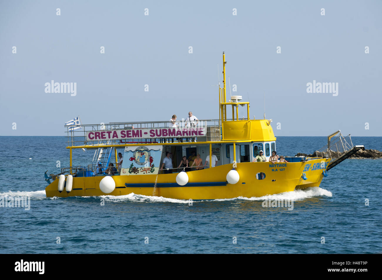 Grèce, Crete, Agio Nikolaos, bateau d'excursion dans la baie de Mirabello, Banque D'Images