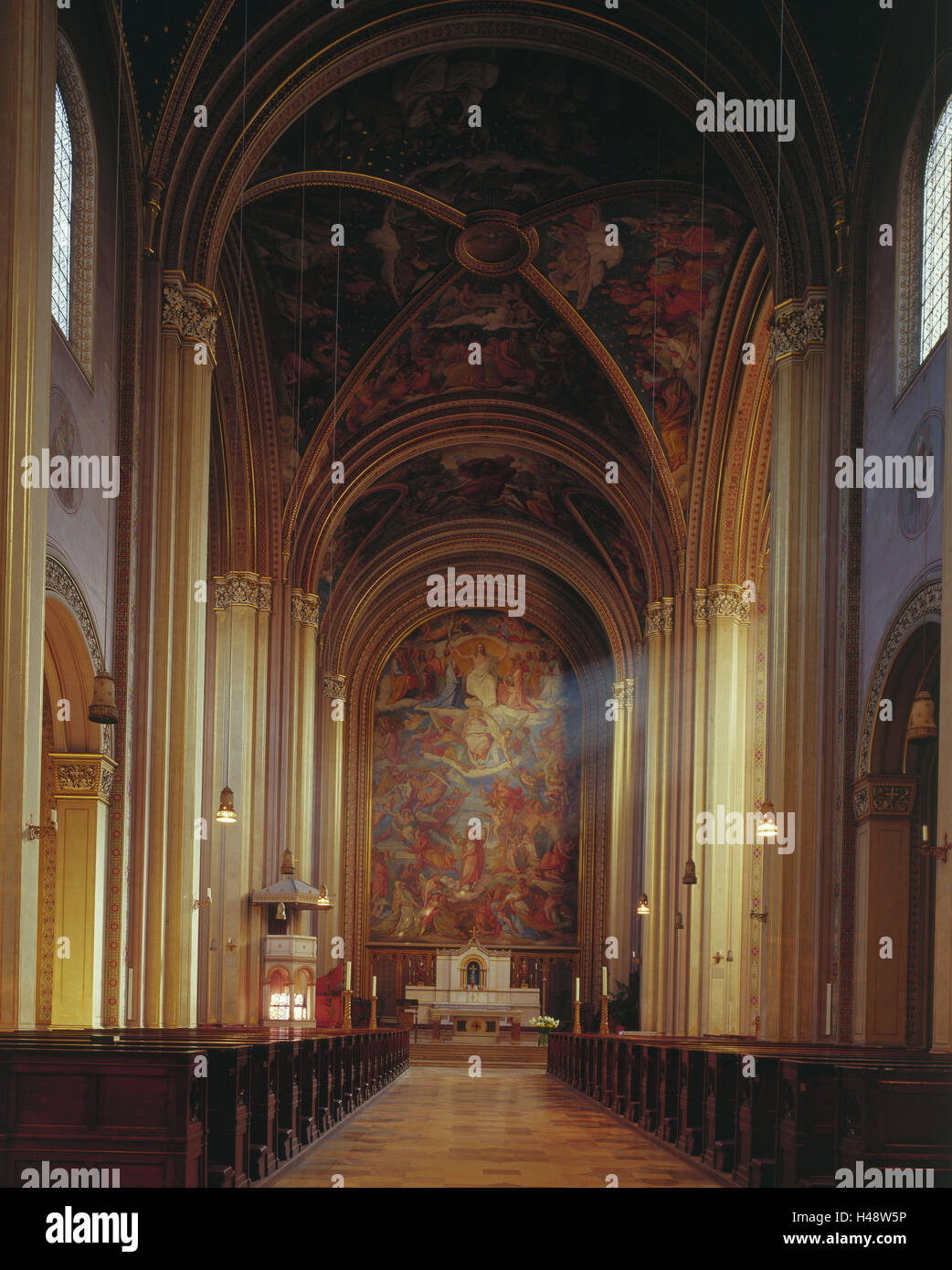 Germany, Bavaria, Munich, Ludwig's Church, vue de l'intérieur, la Haute-Bavière, ville, immeuble, de l'église, la construction de l'église, place de l'intérêt, la foi, la religion, à l'intérieur, l'allée centrale, chœur, autel fresco, bancs, personne, vierge, Ludwig's Church, église paroissiale, l'église de l'université, Banque D'Images