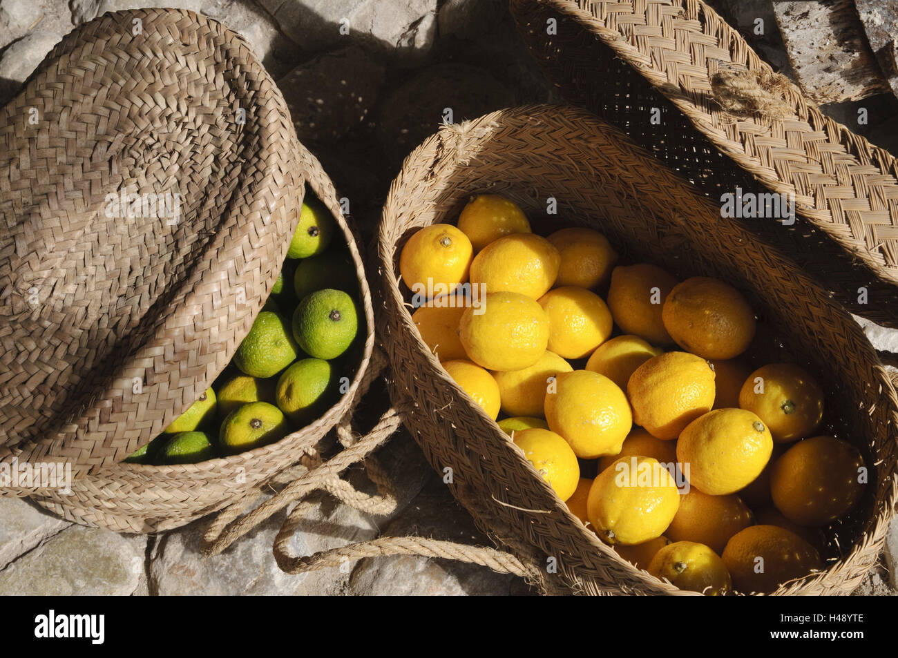 Citrons dans panier, Majorque, Espagne, Banque D'Images
