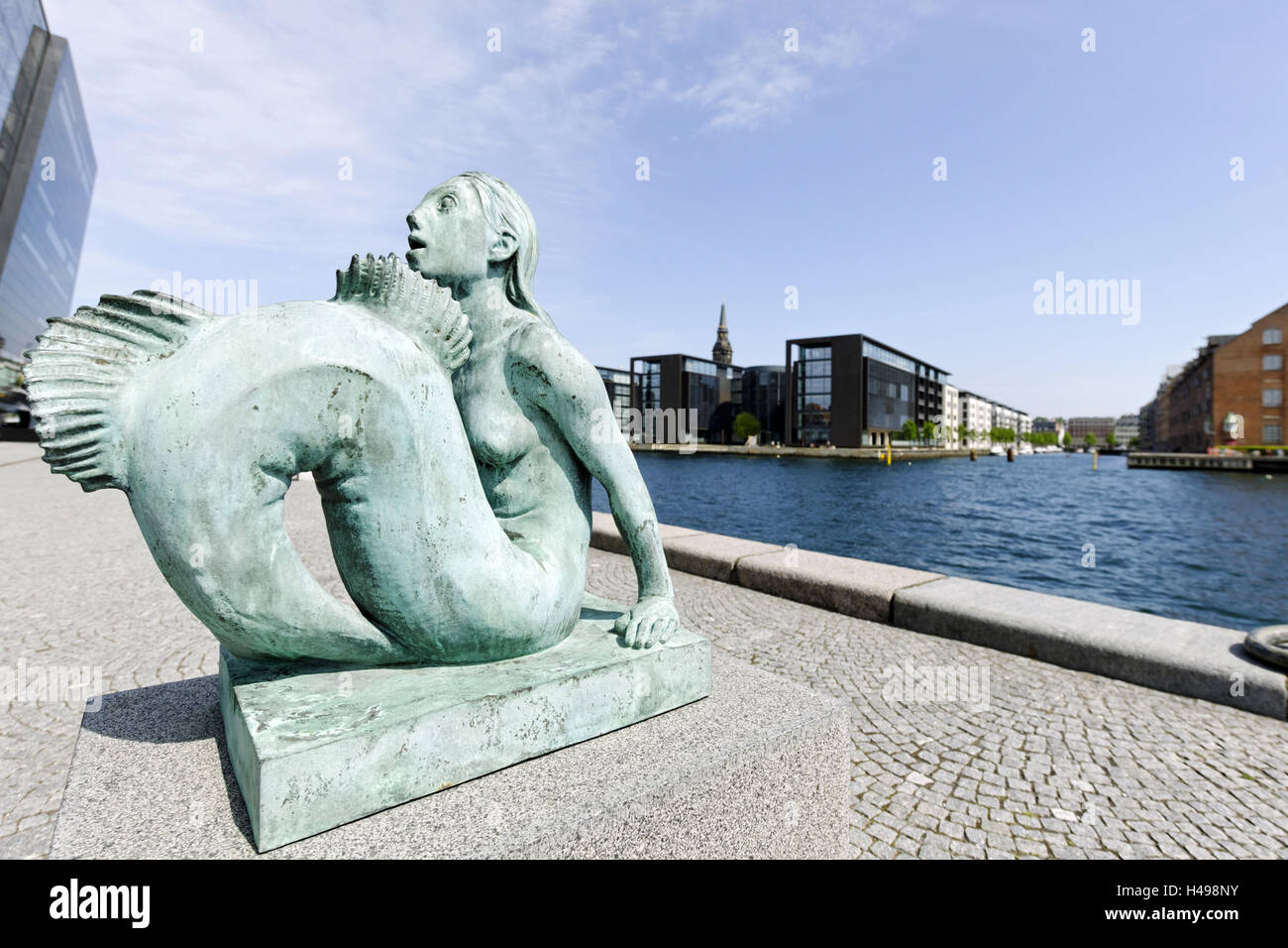 Petite sirène en face de la bibliothèque royale, district Christiania, Copenhague, Danemark, Scandinavie, Banque D'Images